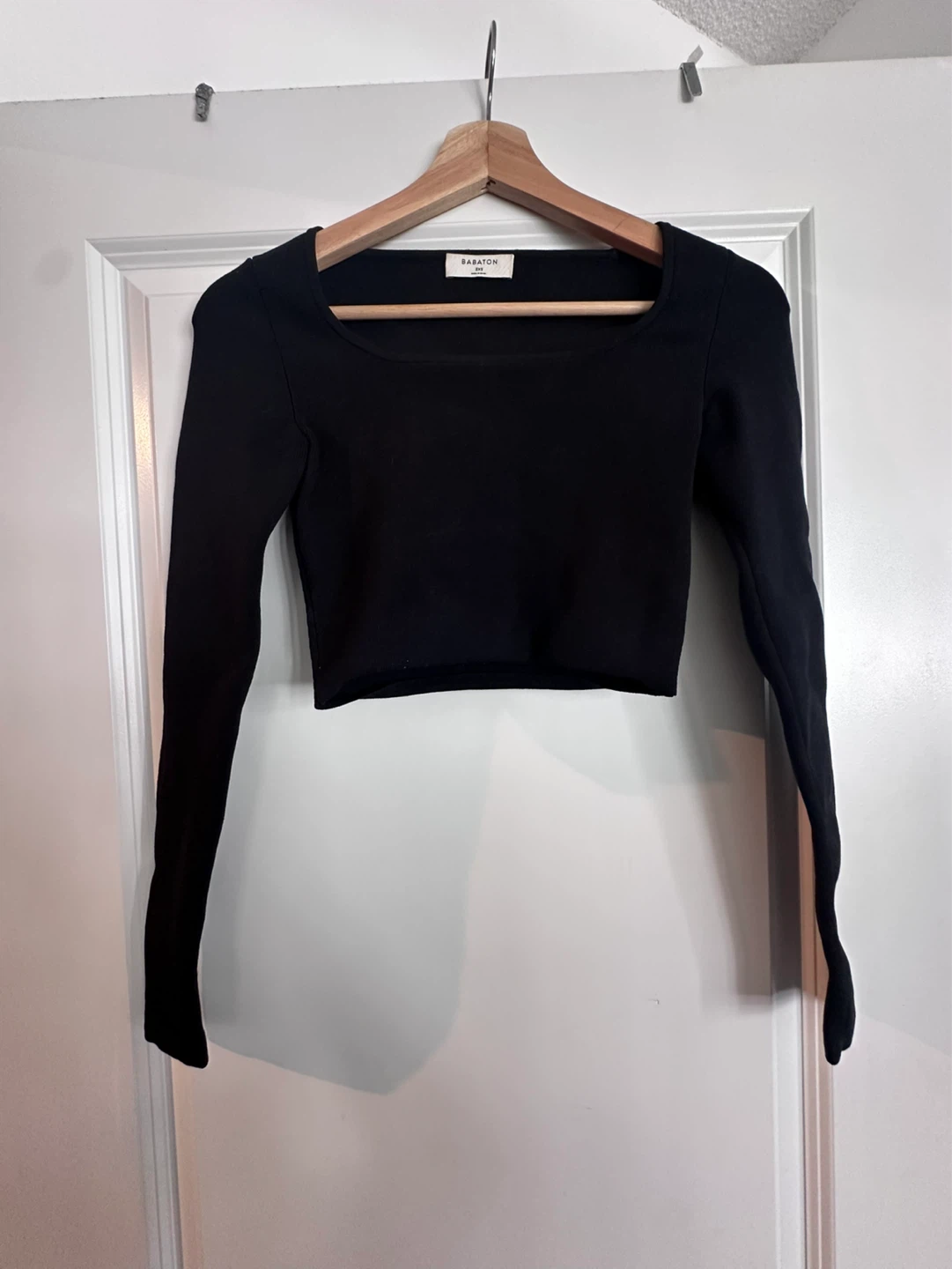 Babaton Black Long Sleeve Cropped Top Size 2XS