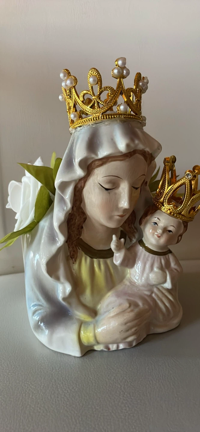 Virgin Mary and Child Figurine with Crowns and Flowers