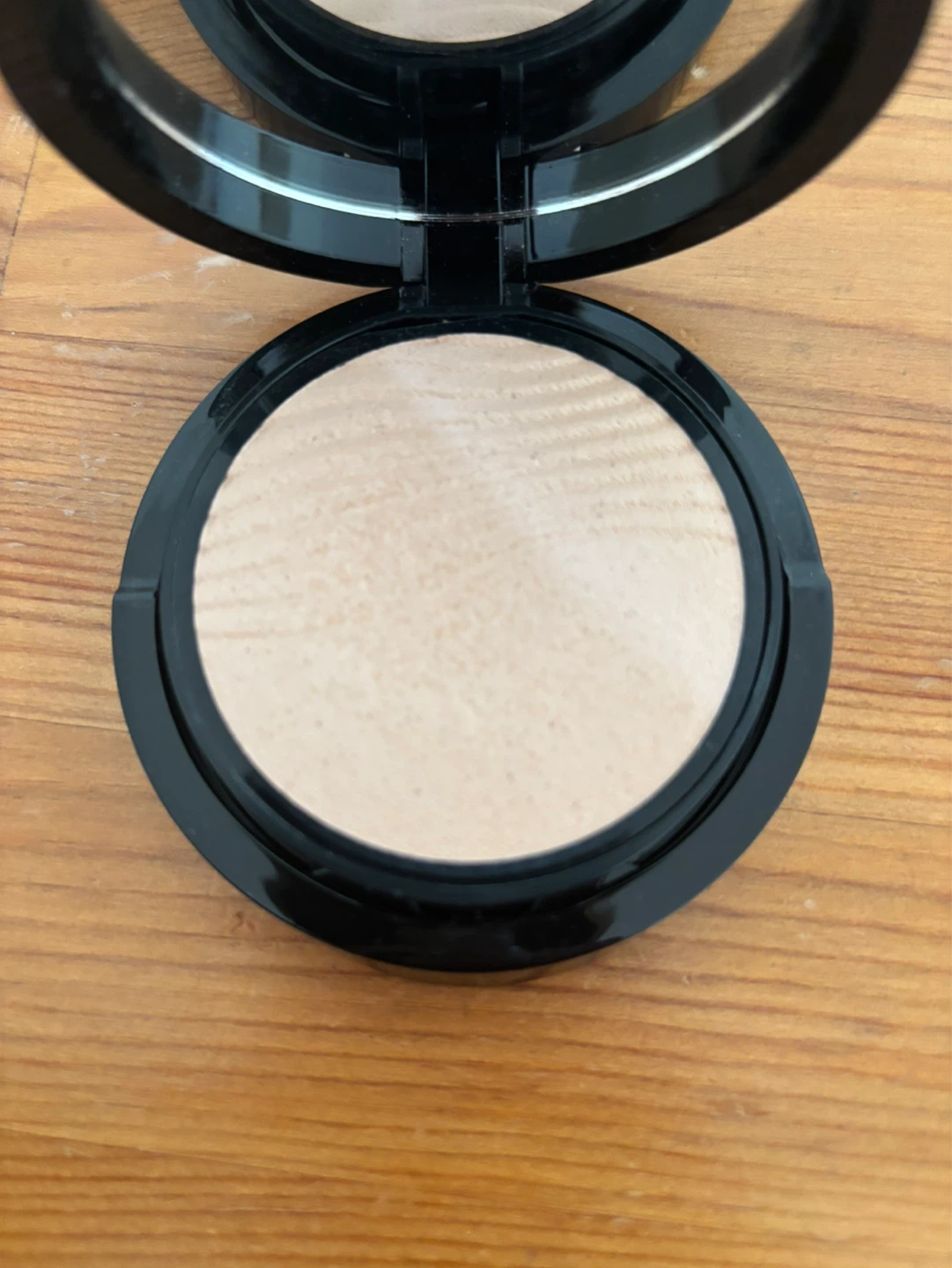 Giorgio Armani luminous silk glow fusion powder - photo 3