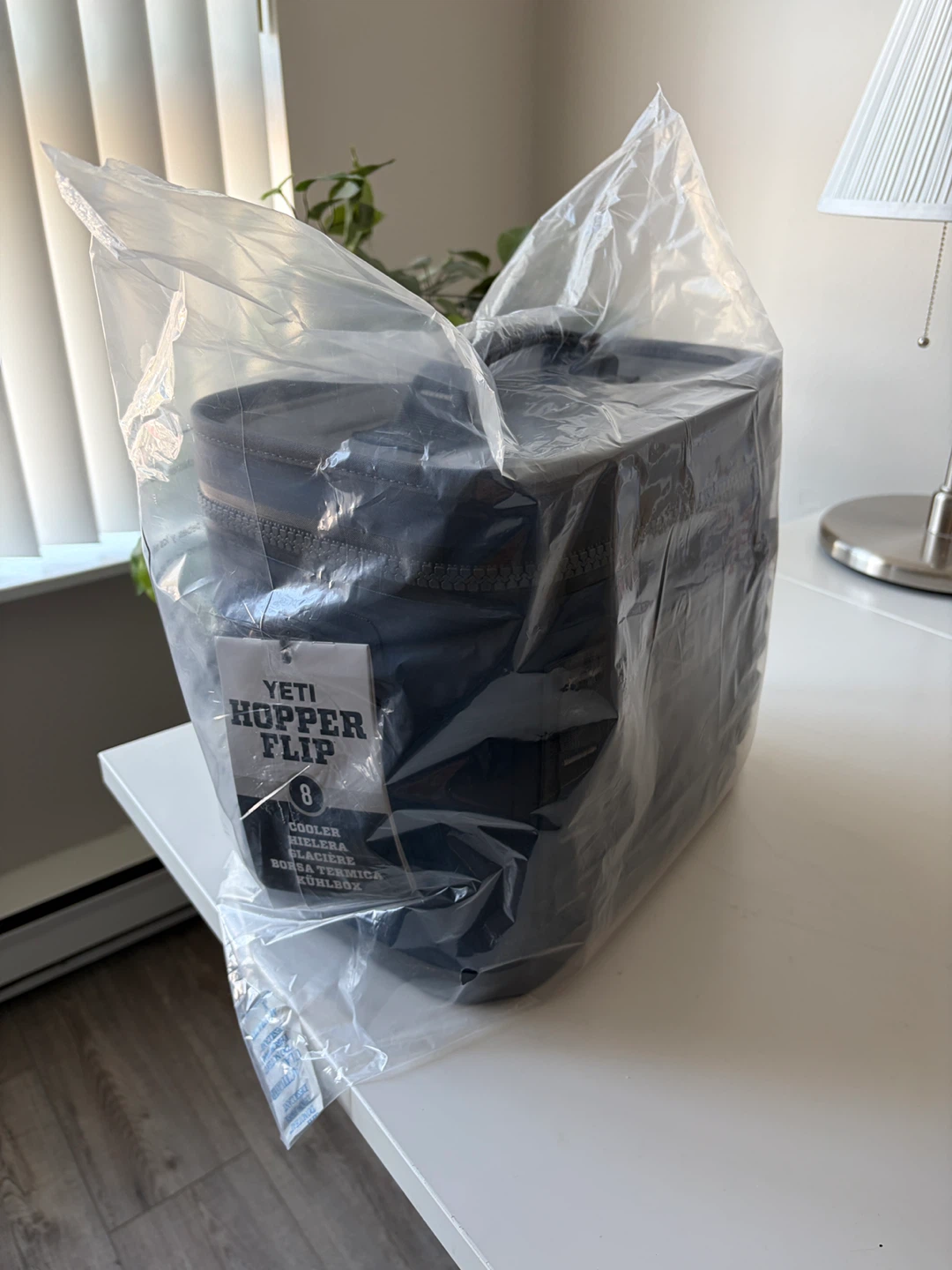 Yeti Hopper Flip 8 Cooler NAVY - photo 2