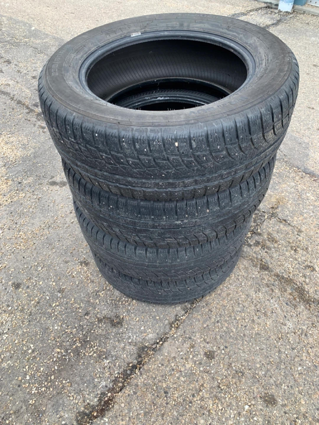 4 Nokian WR G4 SUV Tires 235/60R18