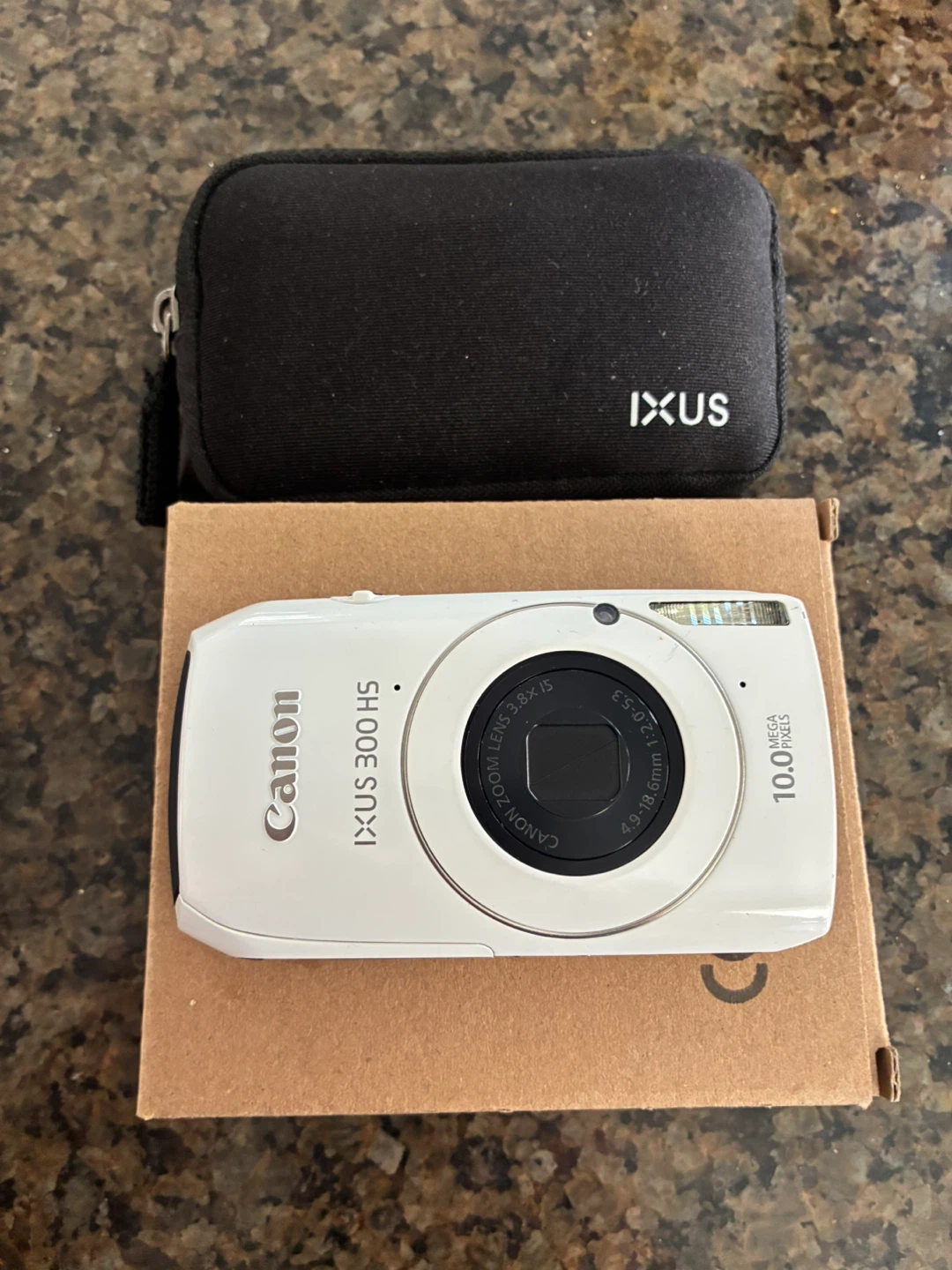 Canon IXUS 300 HS Digital Camera