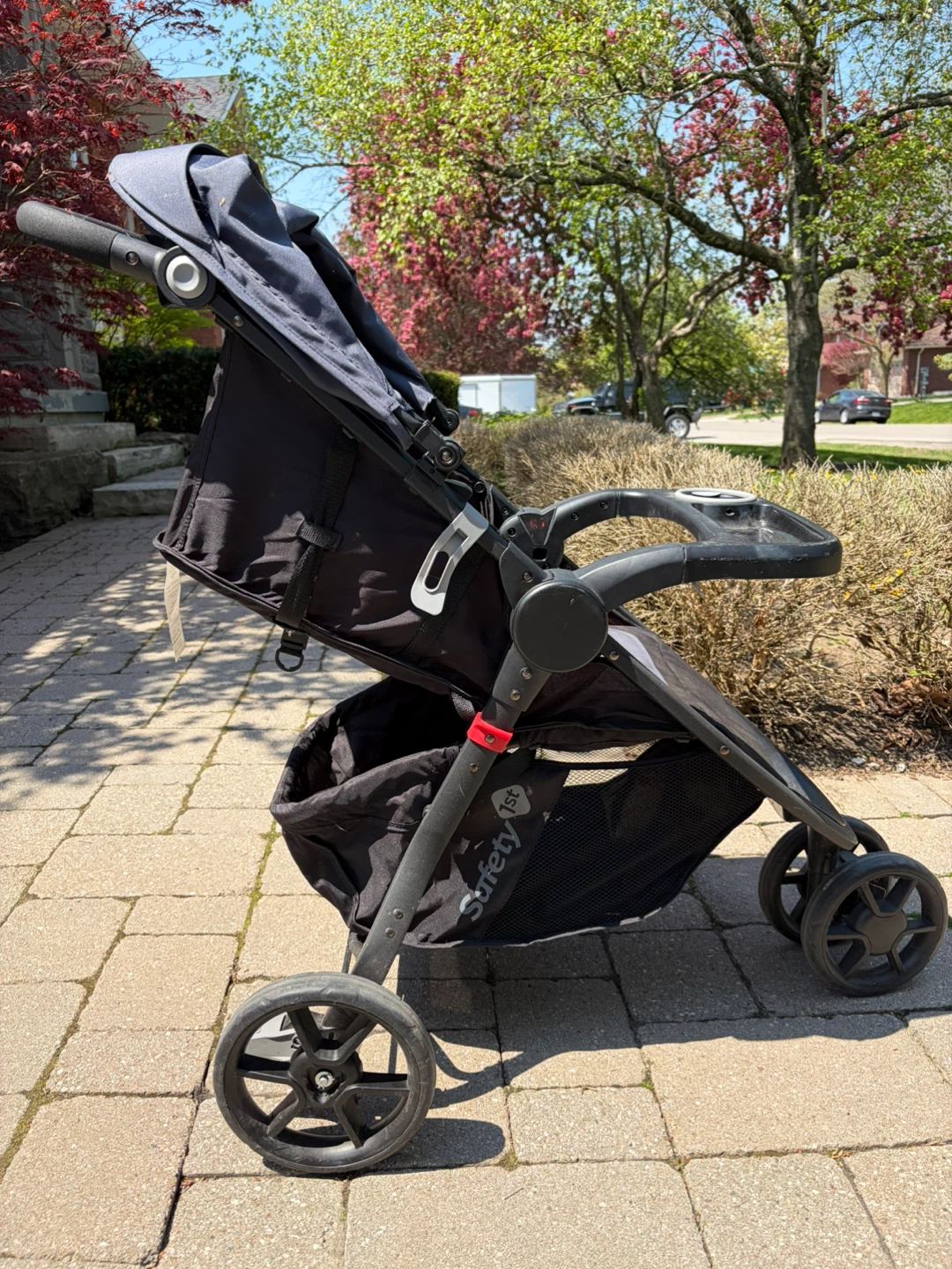 Safety 1st Stroller