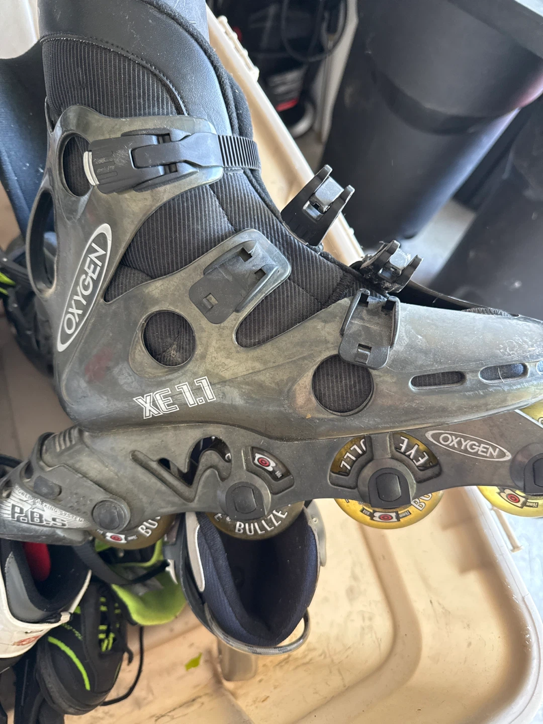 4 Pairs of Rollerblades Great Condition - photo 2