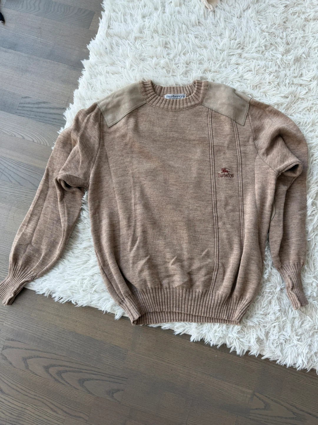 Burberrys 100% Pure New Wool Sweater - Tan - Size 42in