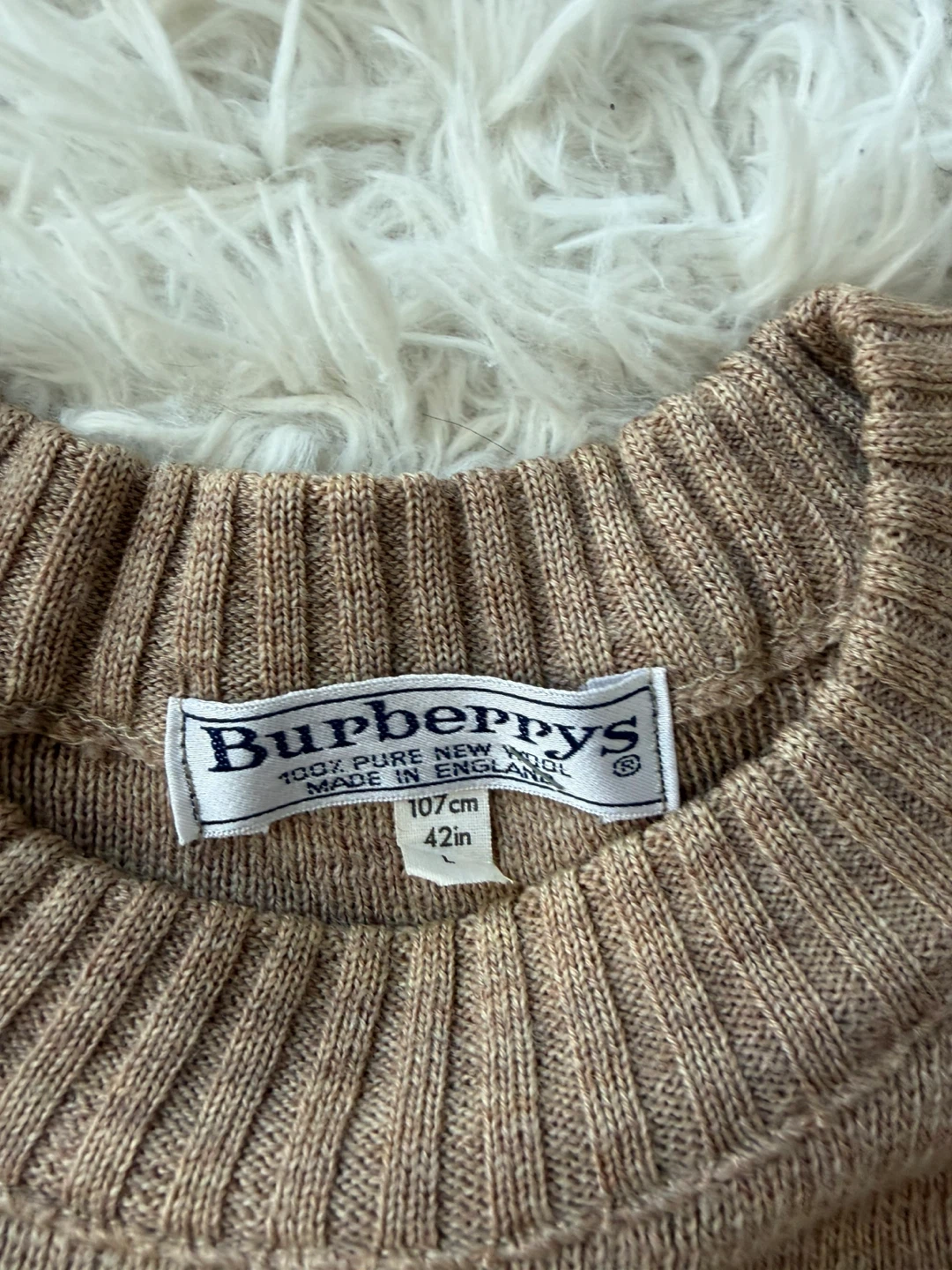 Burberrys 100% Pure New Wool Sweater - Tan - Size 42in - photo 2