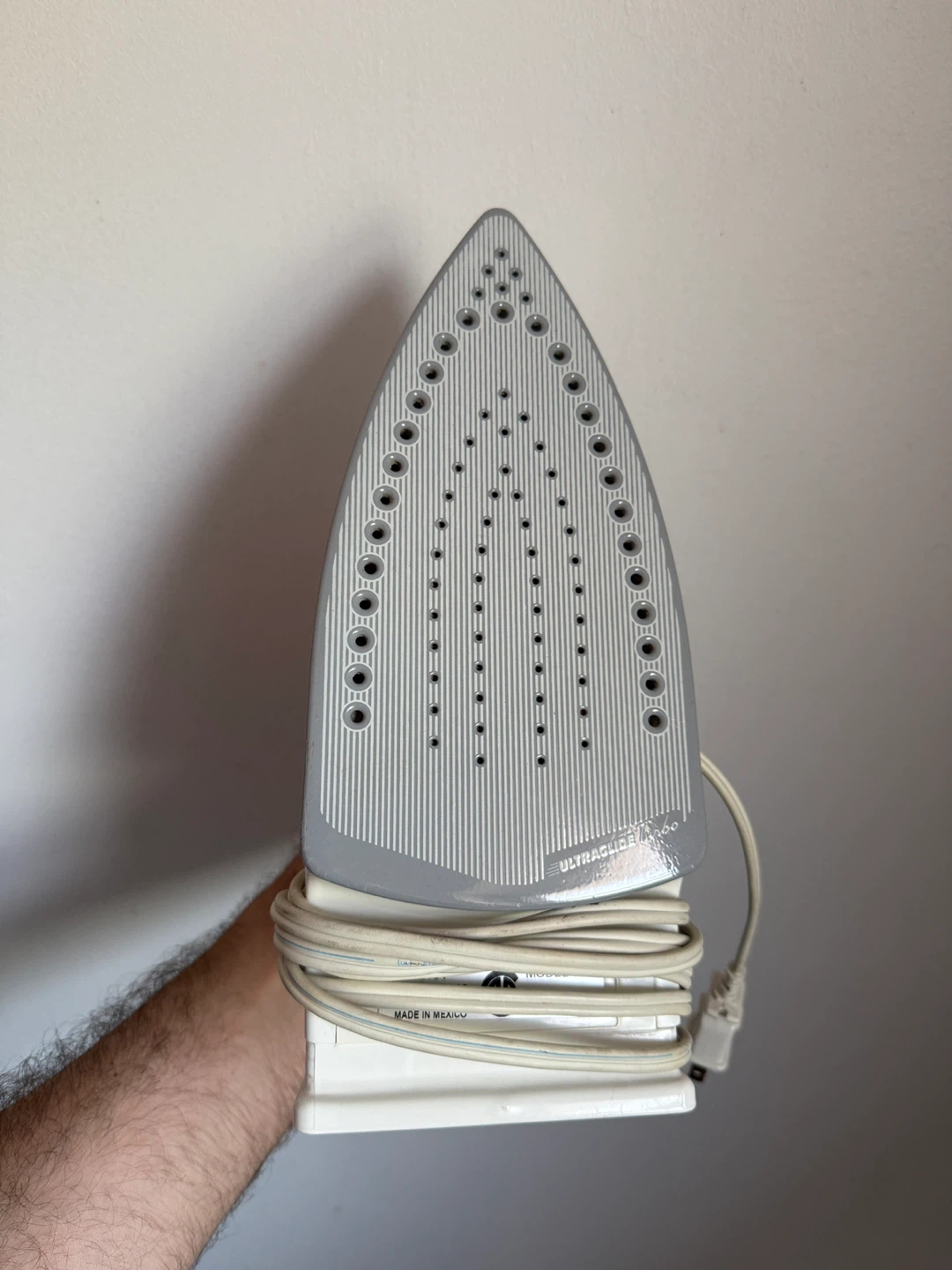 T-FAL Ultraglide Turbo Iron - photo 2