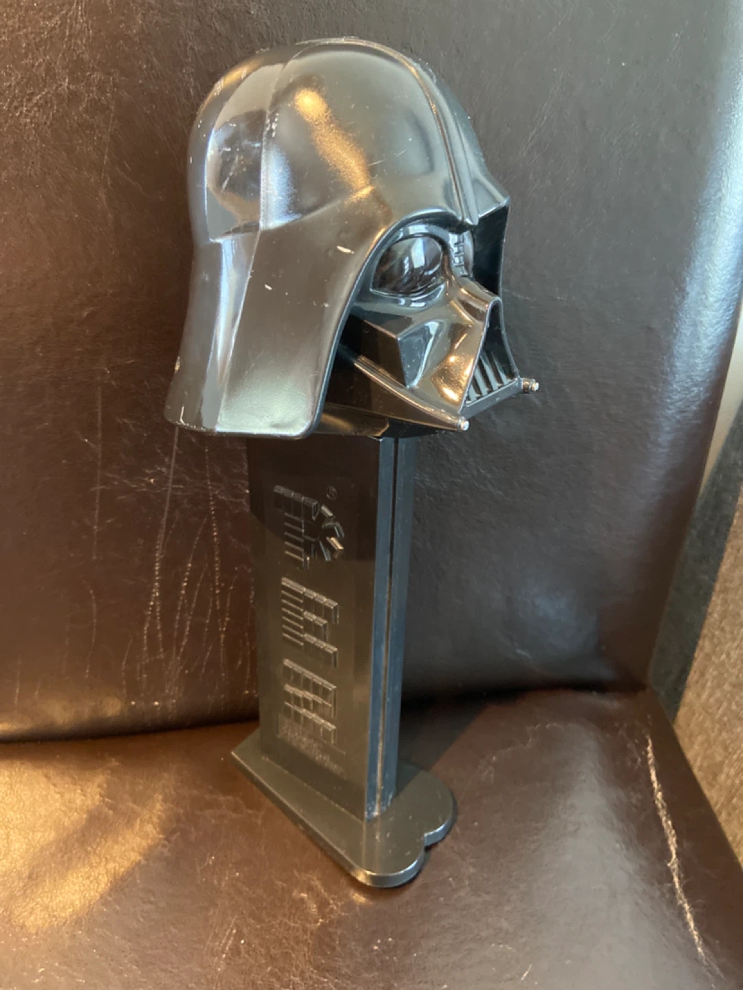 PEZ Darth Vader Dispenser with sound - photo 2