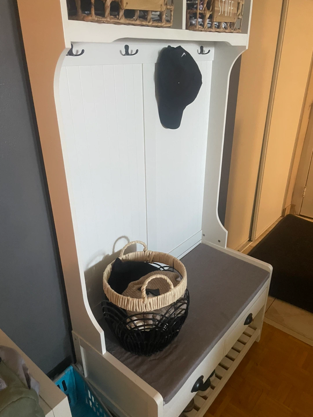 Coat hanger/storage - photo 4