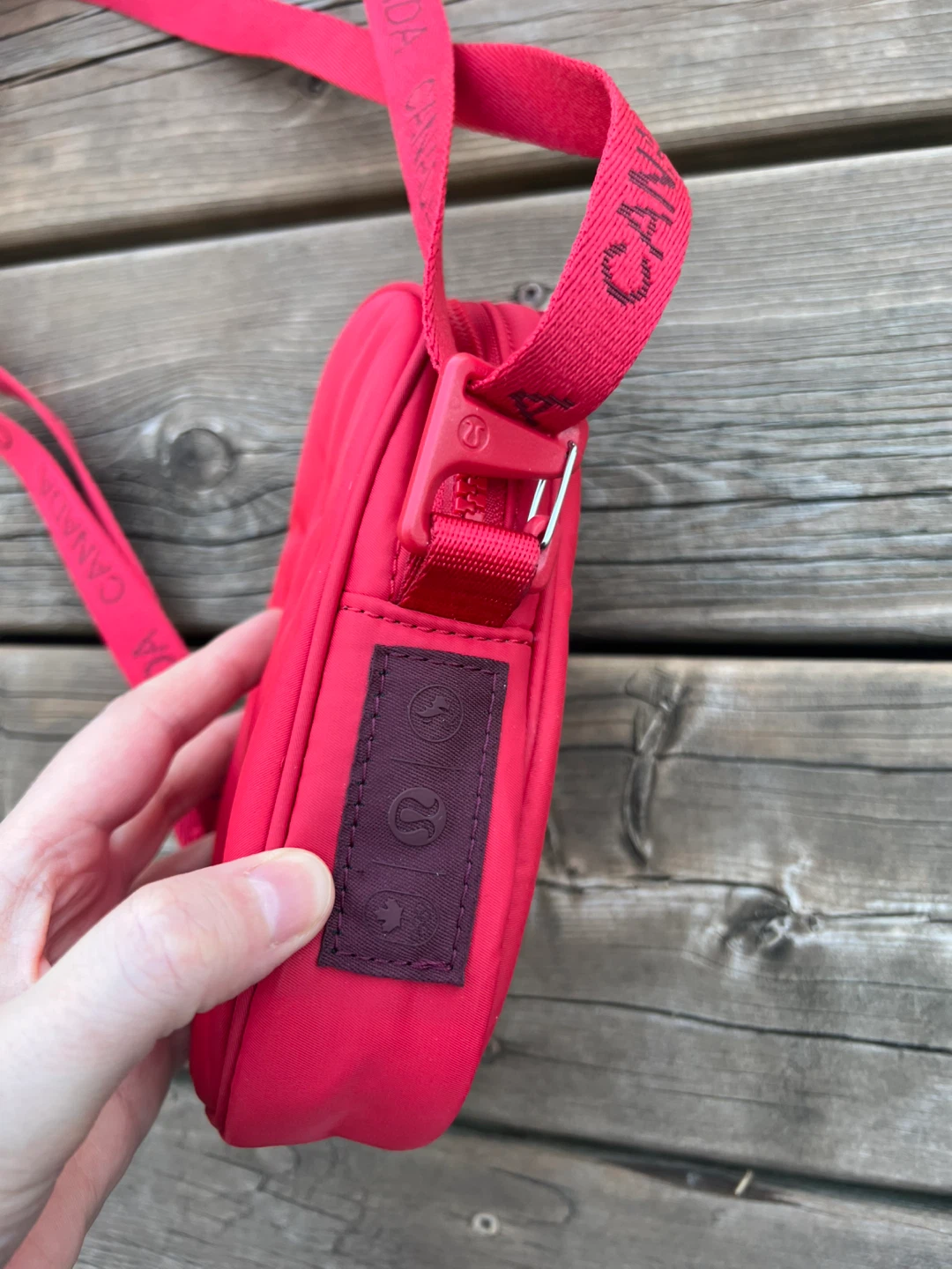 Lululemon Canada Maple Leaf Crossbody Bag - photo 2