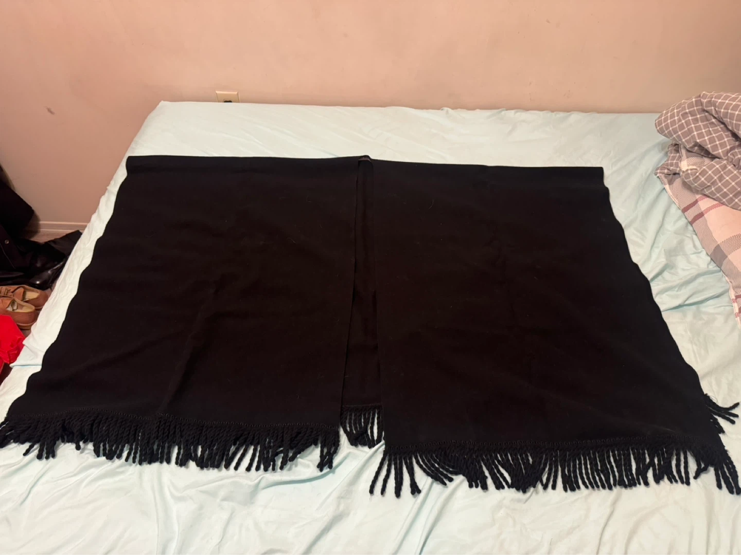 Holt Renfrew Black Fringe Poncho - photo 4