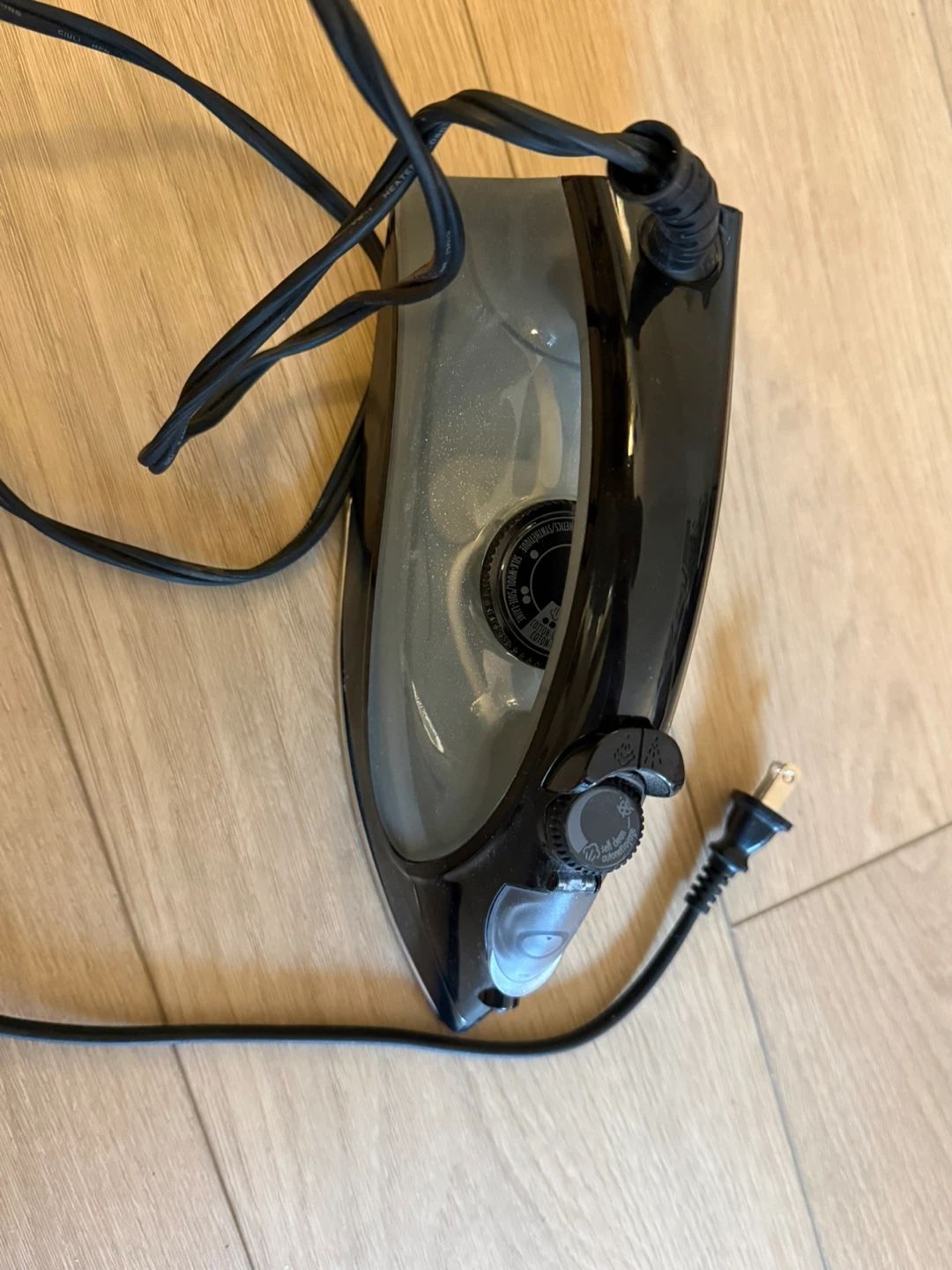 Black Steam Iron - photo 5