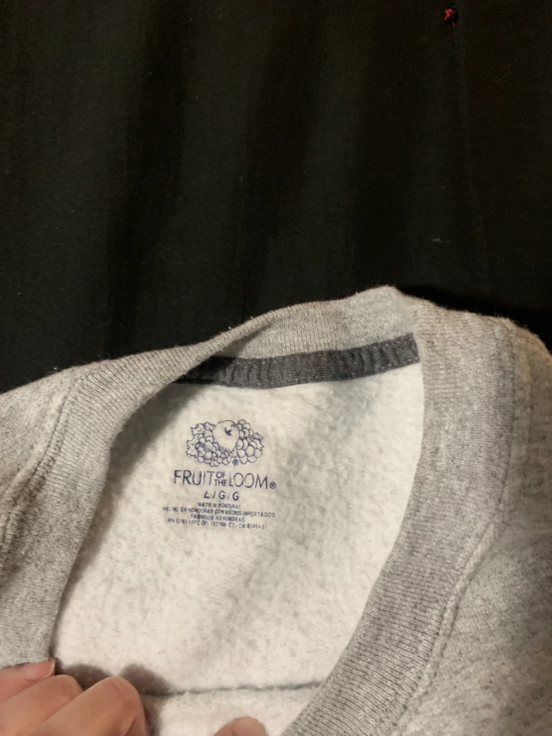 $5 c fruit loom crewneck (L) - photo 2