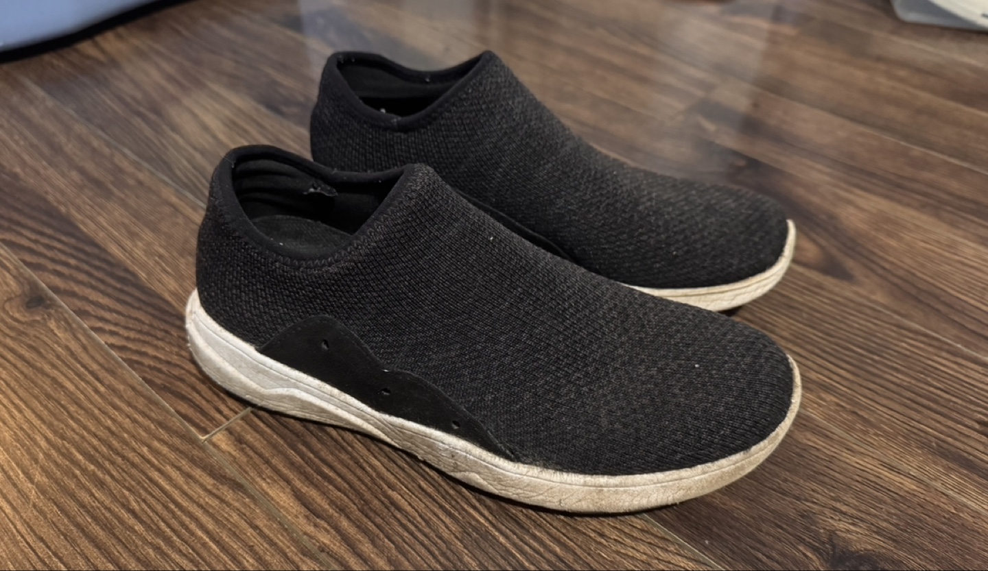 Vessi Cityscape Black Slip-On Sneakers Women's Size 9