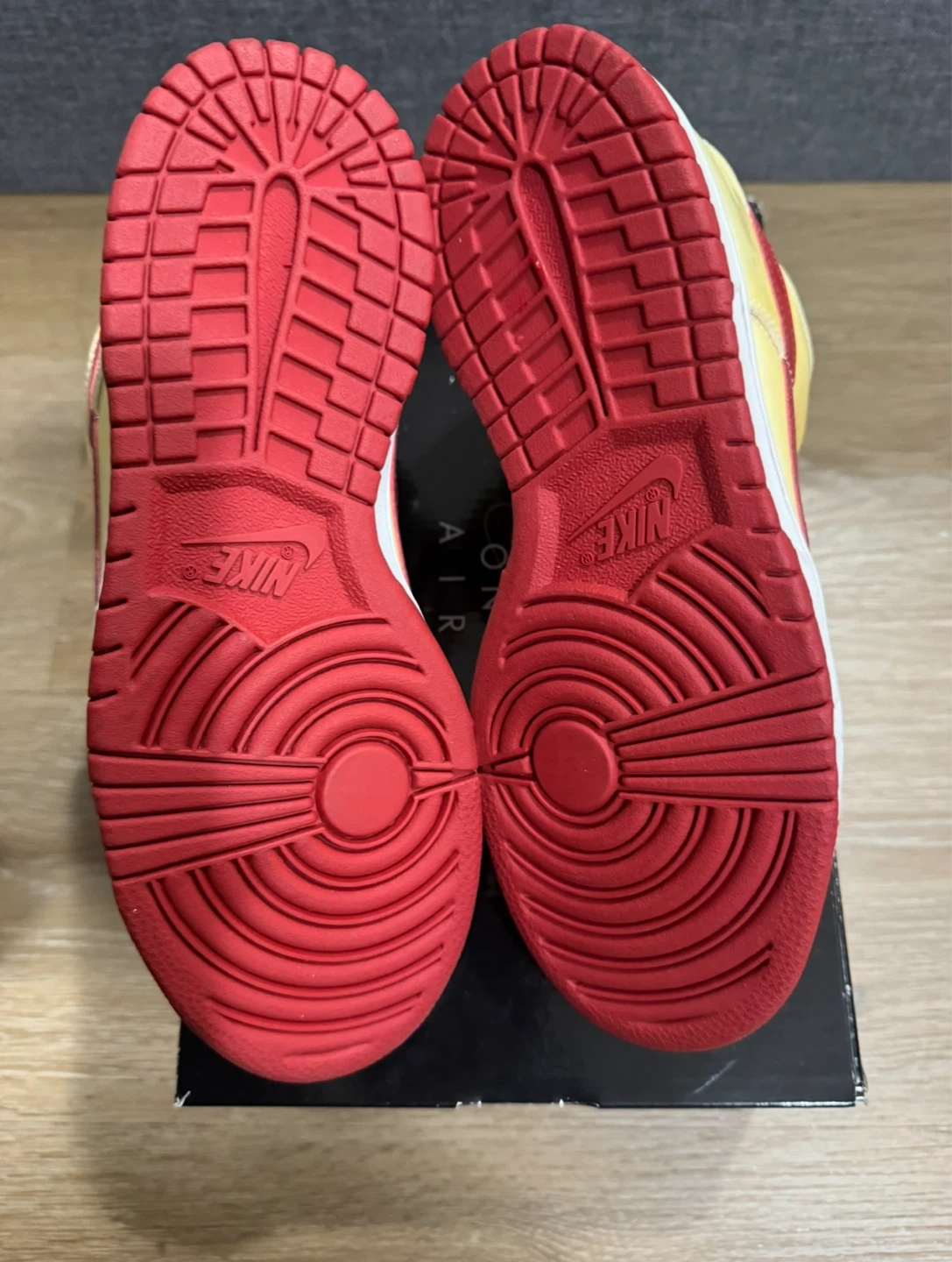 Nike Dunk Low Valentines Day 2005 - Rare & Limited - photo 5