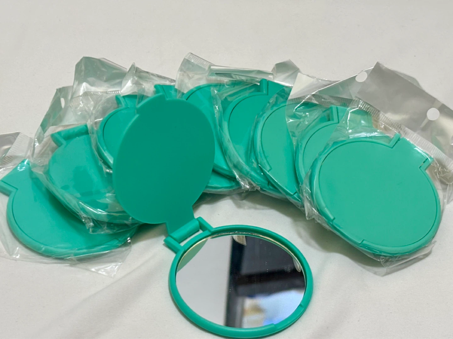 Compact Folding Mirrors - Bulk Pack ( 60 pieces ) - photo 2