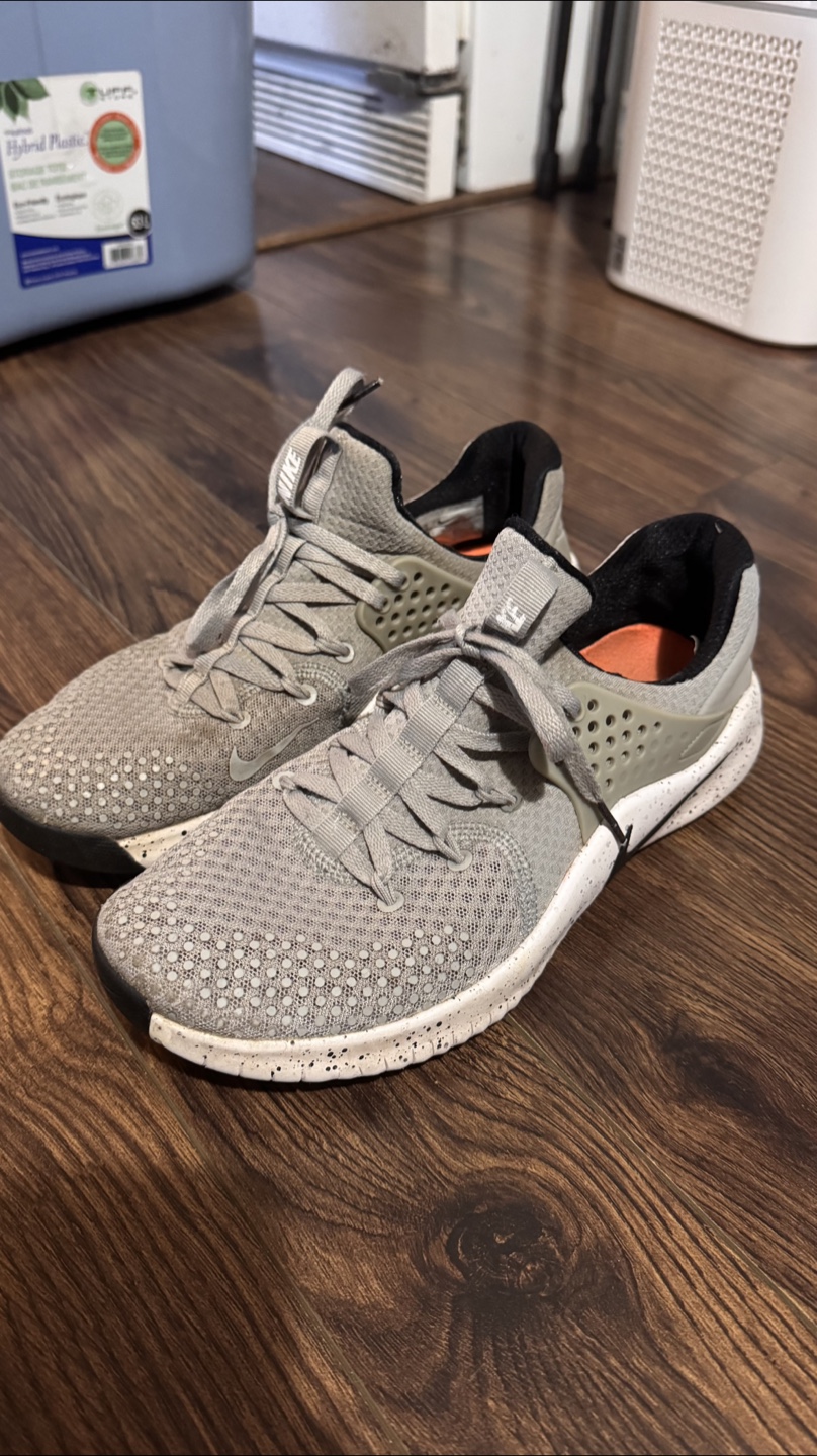 Nike Free Metcon 4 Training Shoes Size 7.5 - photo 2
