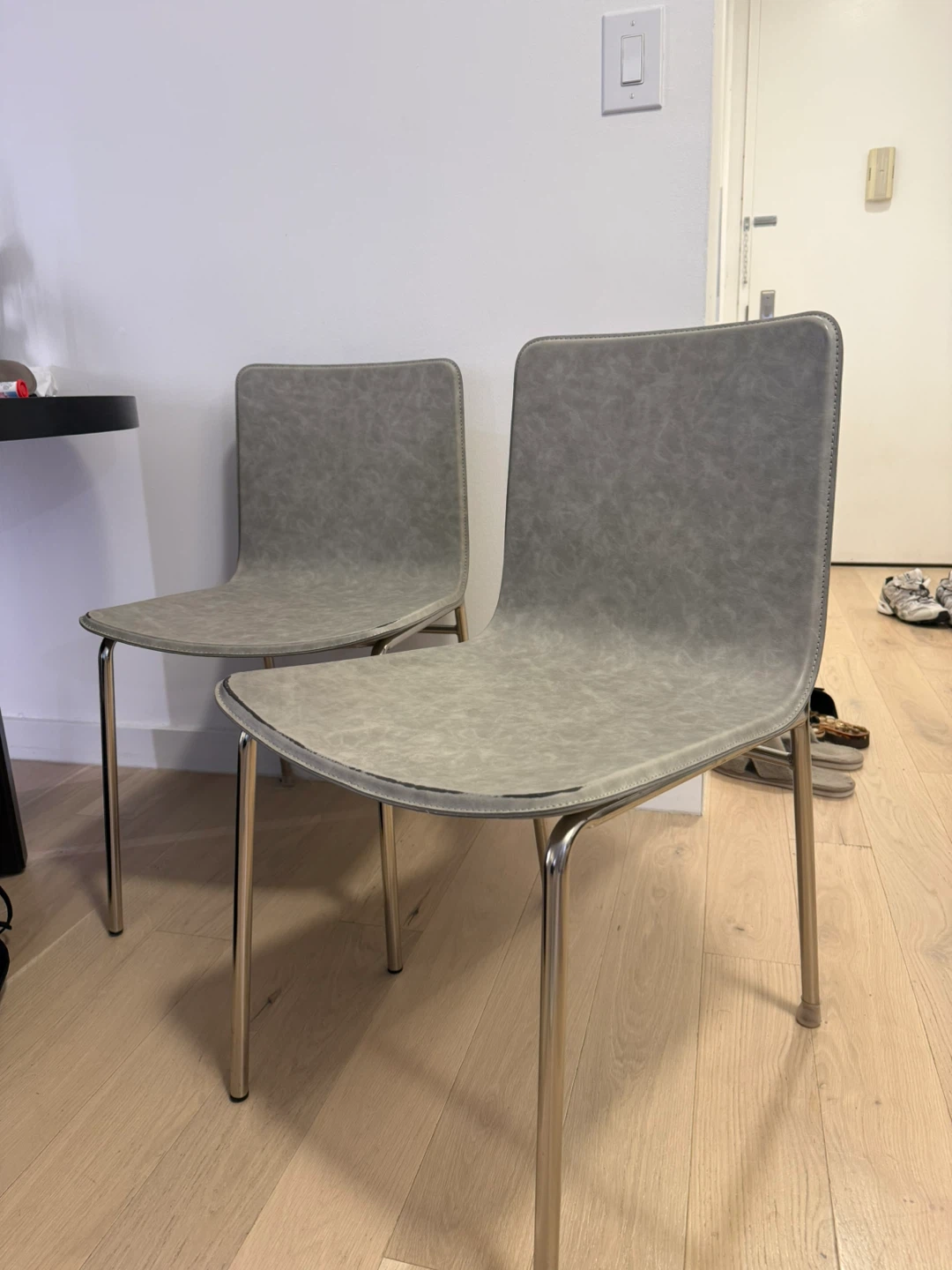 Set of 2 Gray Faux Leather Dining Chairs - photo 2