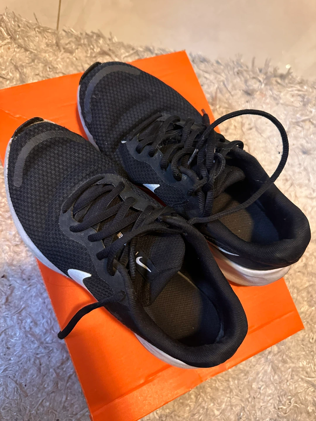 Nike Revolution Running Shoes - photo 4