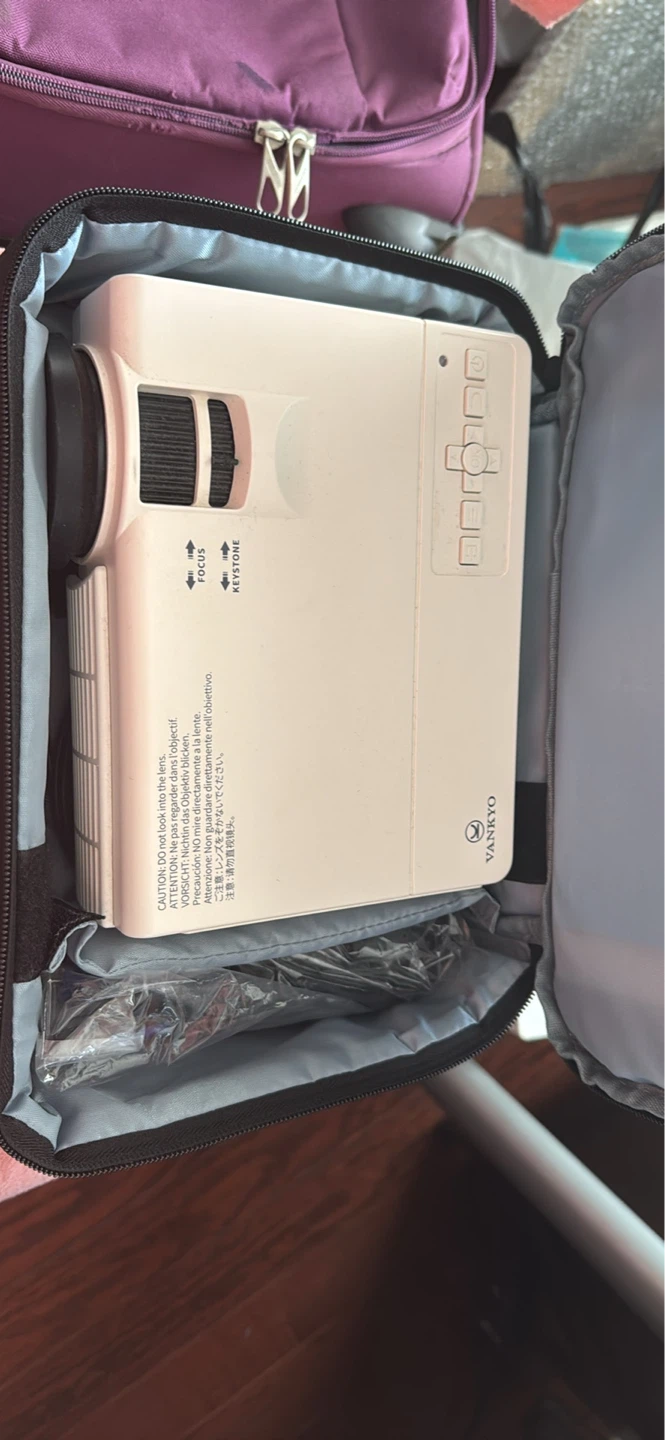 VANKYO Portable Projector with Case
