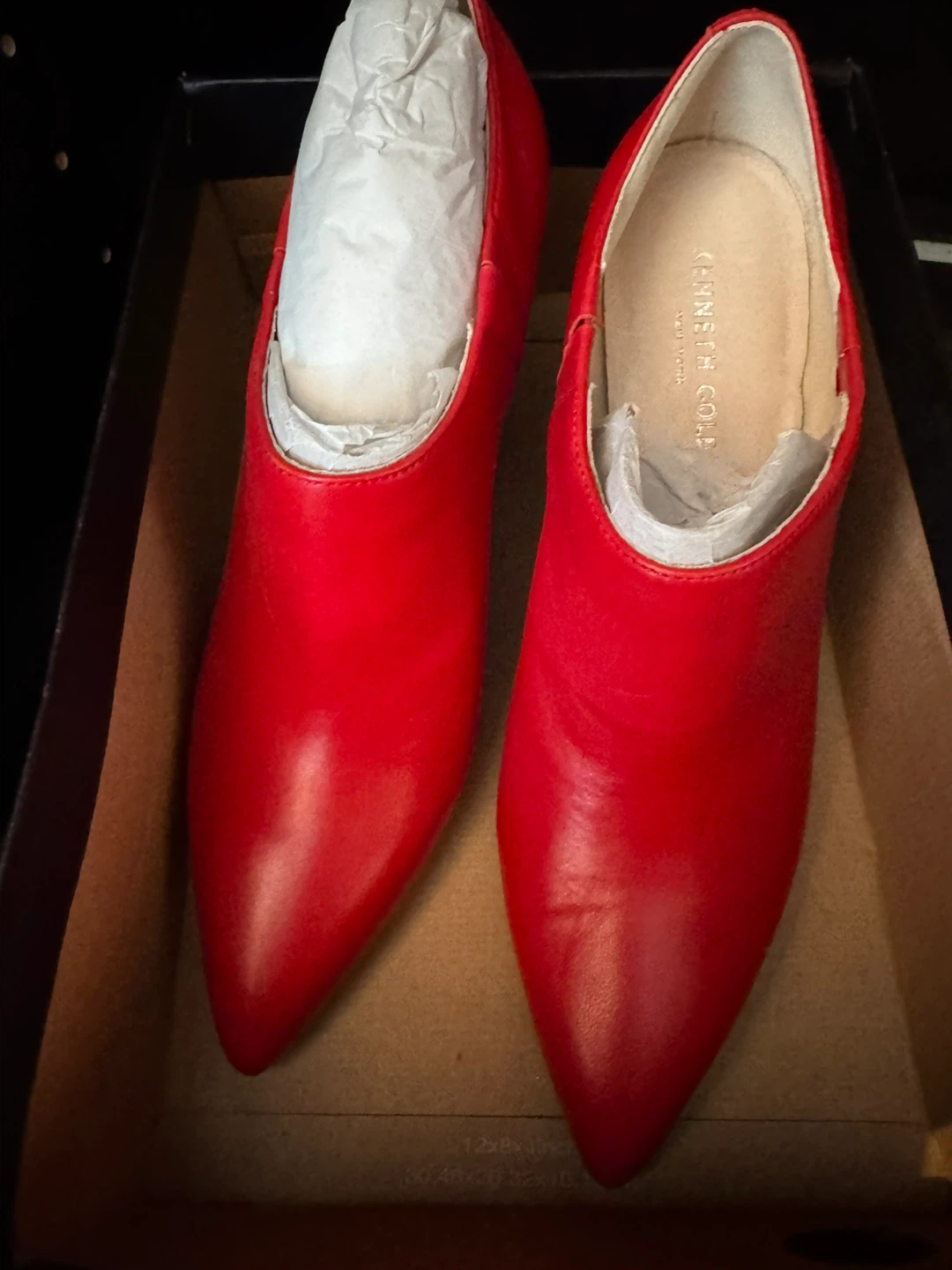 Kenneth Cole Magella Red Heeled Booties Size 9.5 - photo 4