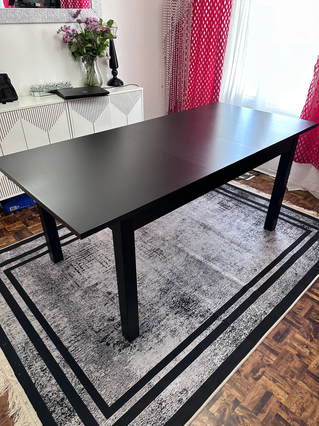 Black Extendable Dining Table