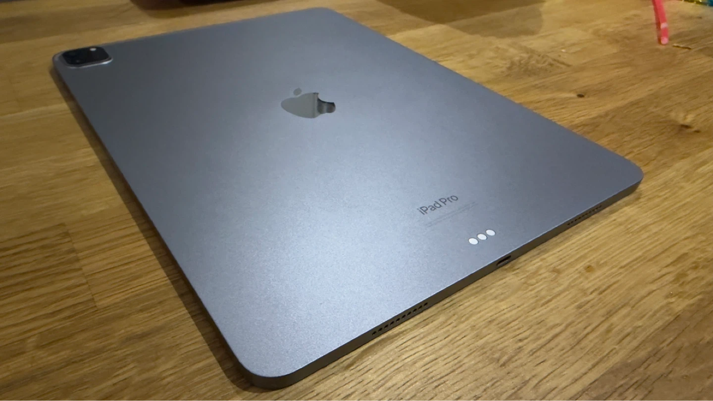 Apple iPad Pro 12.9-inch (6th gen) 128GB - photo 5