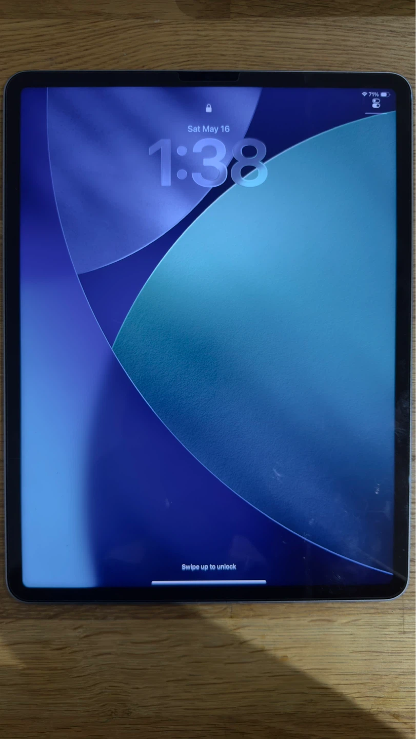 Apple iPad Pro 12.9-inch (6th gen) 128GB - photo 2