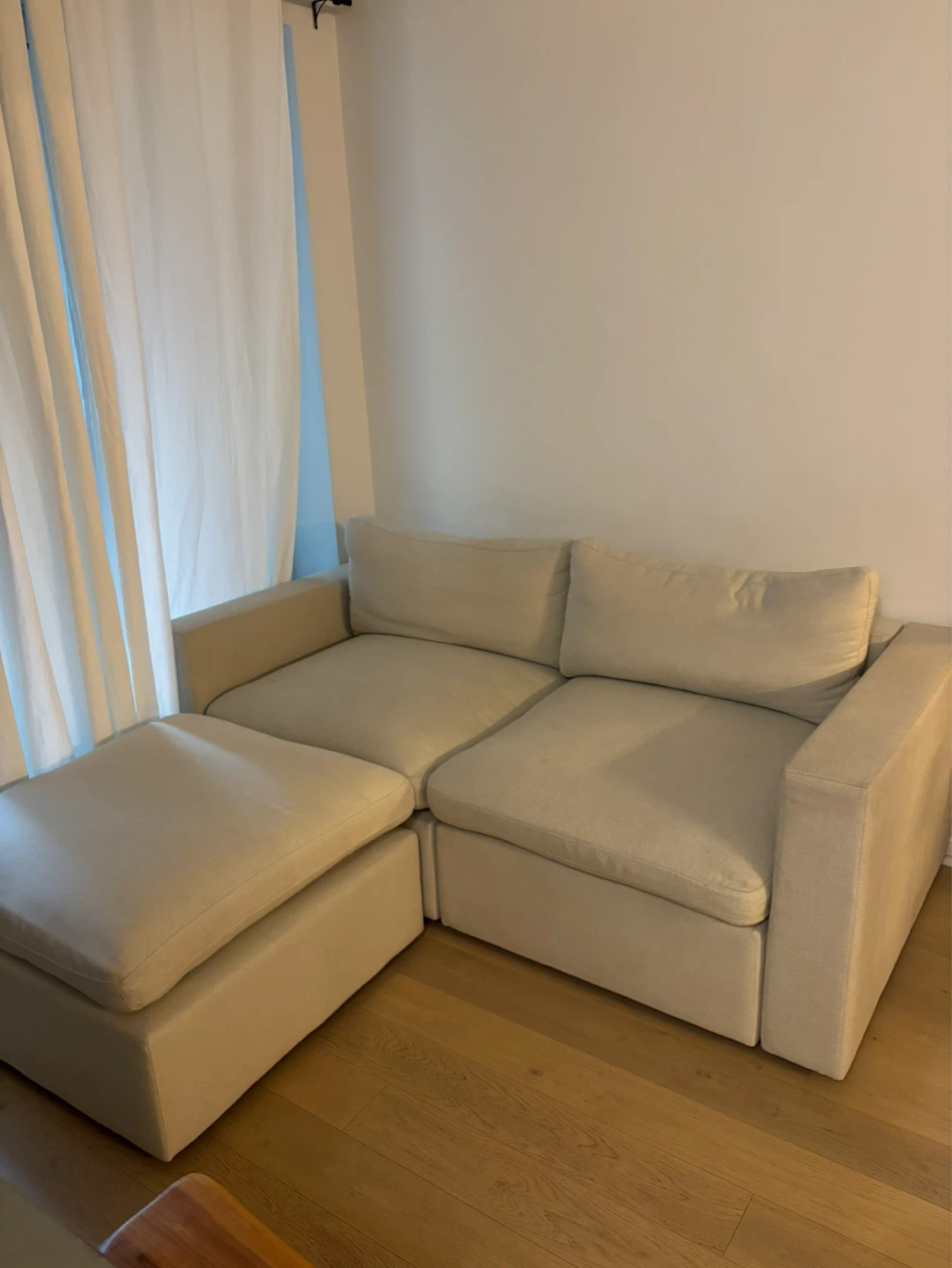 Cozy Cielo Cough with Ottoman - photo 2