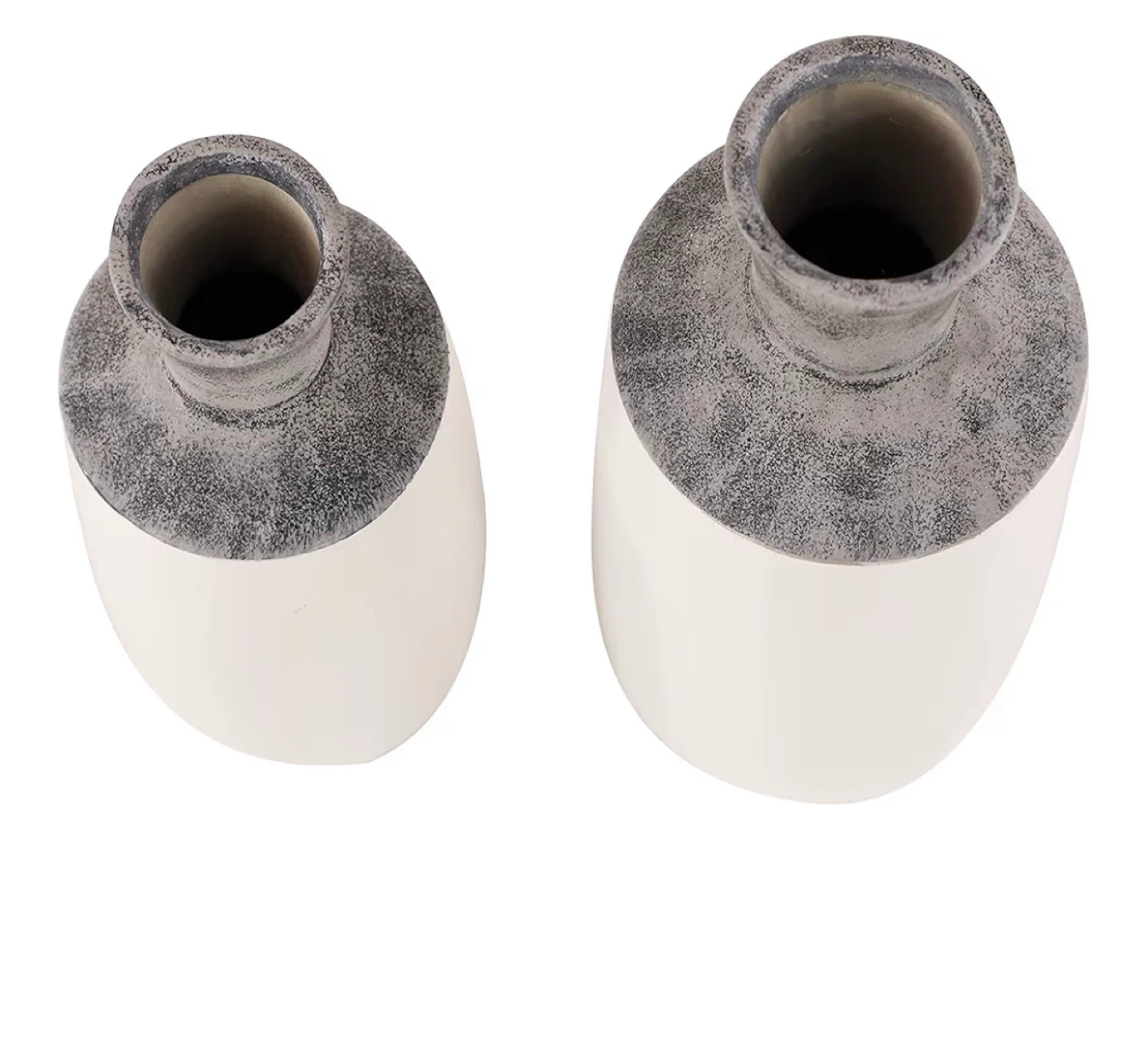 Set of 2 White and Grey Ceramic Vases - photo 3