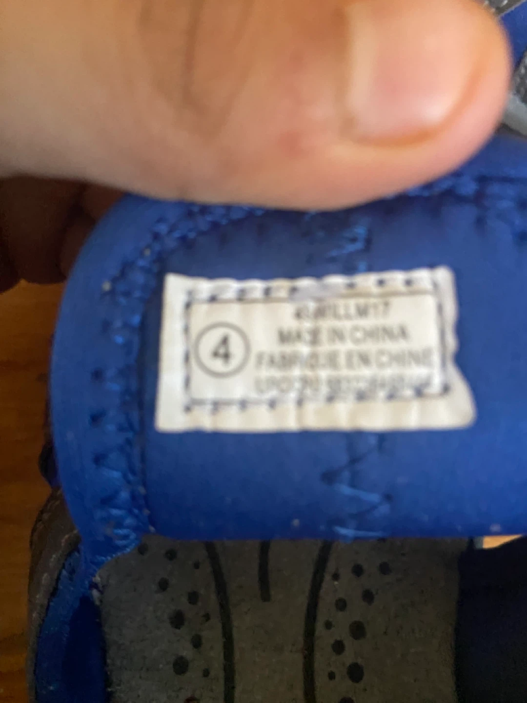 Boys' Sandals Size 4 - photo 2