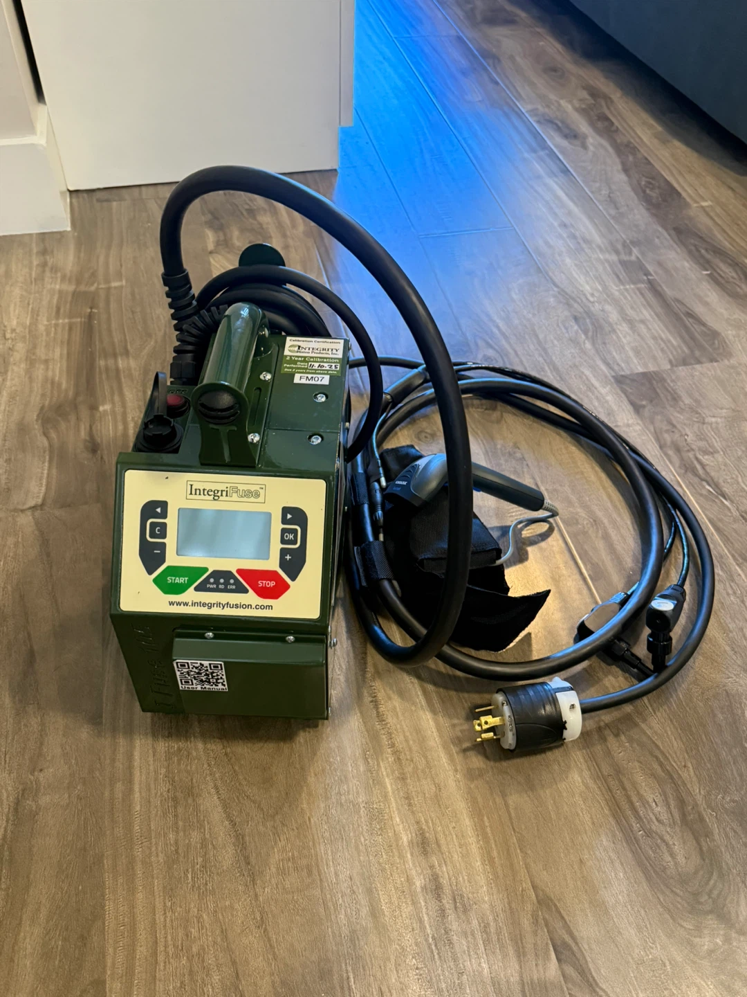 IntegriFuse IFuse 105 control unit (S/N: 00695, FM07)