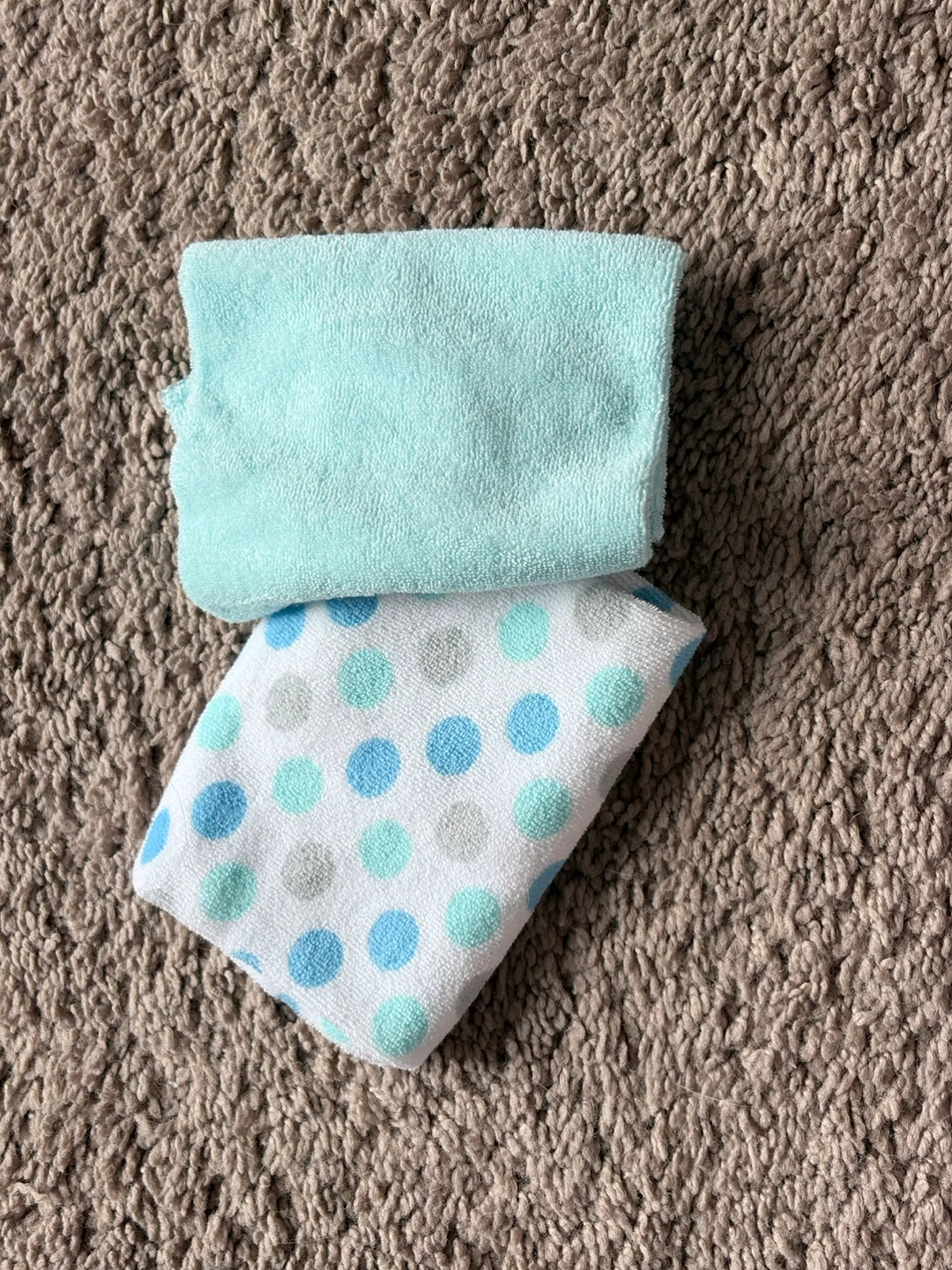 Baby Bodysuit, Bibs, and Swaddle Set - photo 3