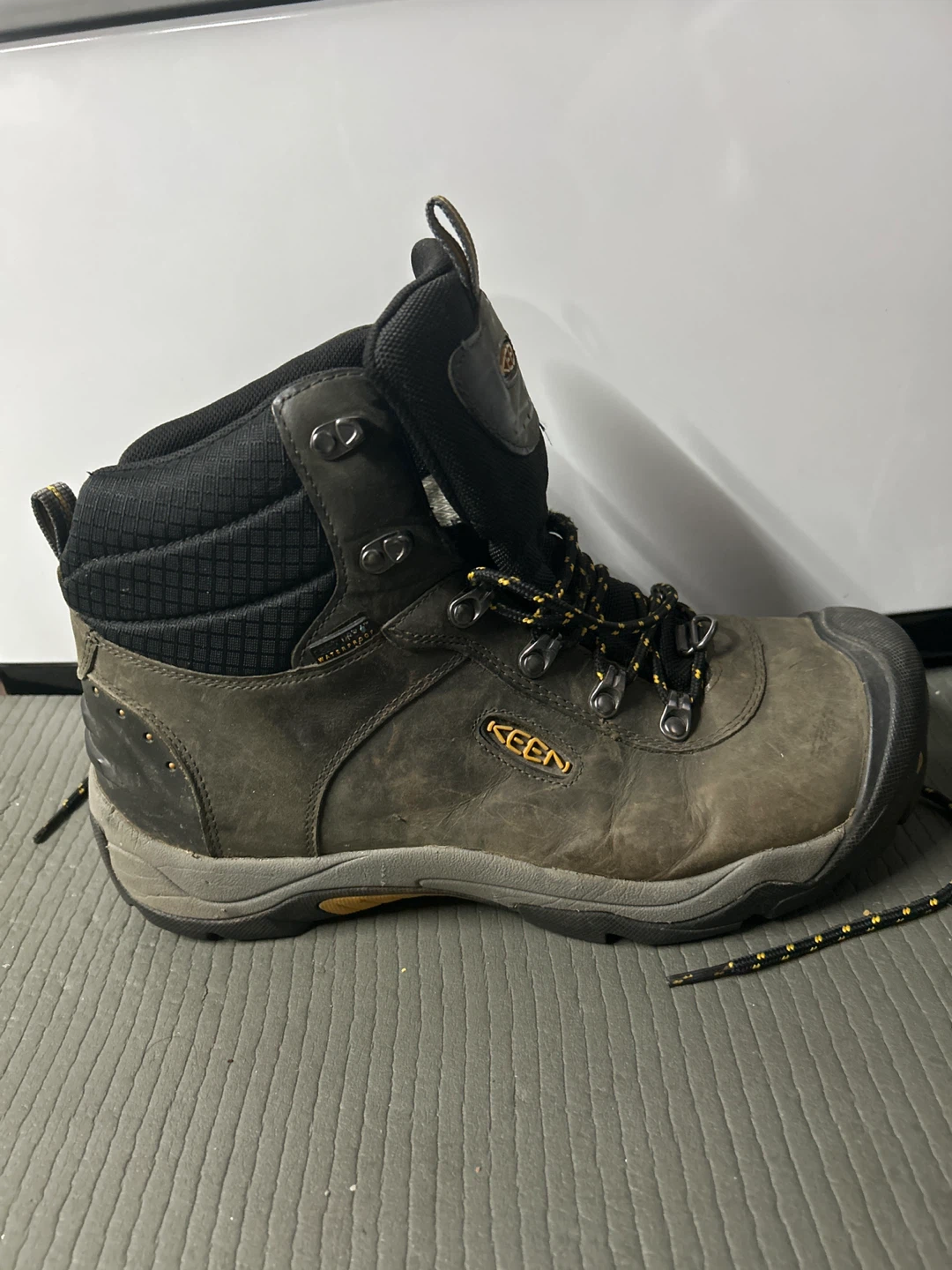 KEEN Hiking Boots - photo 2