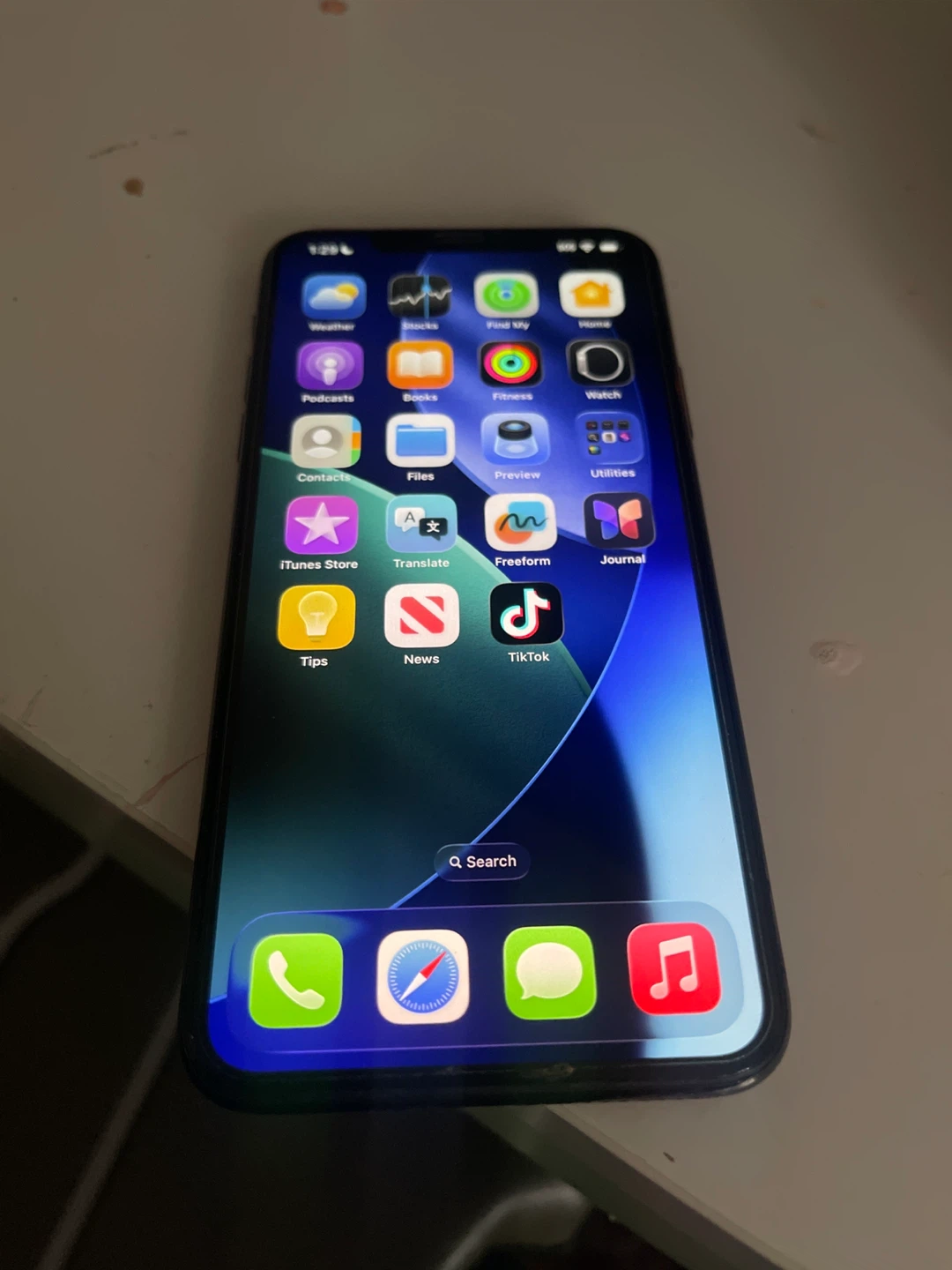 Apple iPhone 11 Pro Max - photo 4