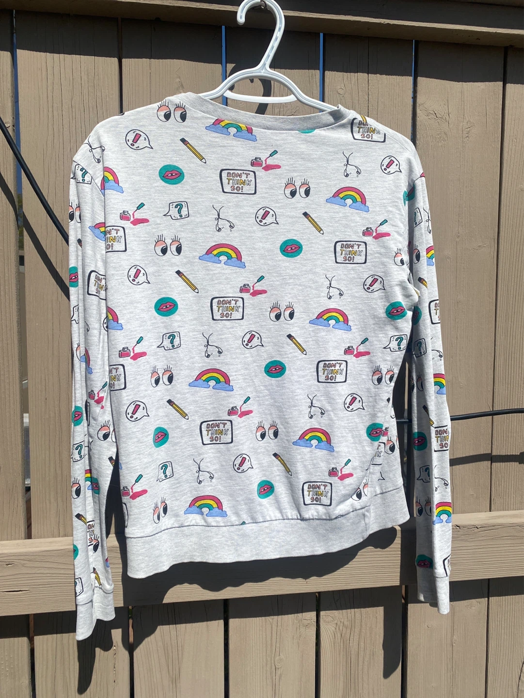 Divided Graphic Sweatshirt - Size S - long sleeved cute shirt - photo 4