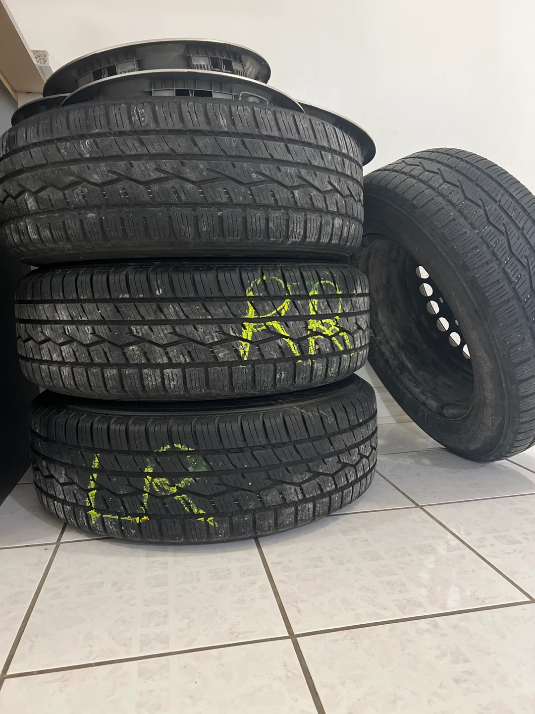 Set of 4 Toyota Hubcaps and Tires