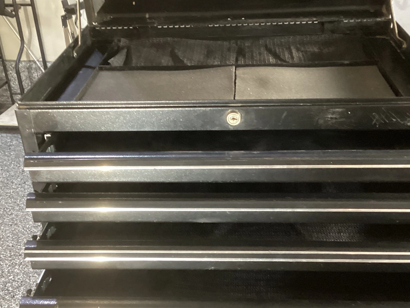Husky Black 8-Drawer Rolling Tool Chest - photo 4
