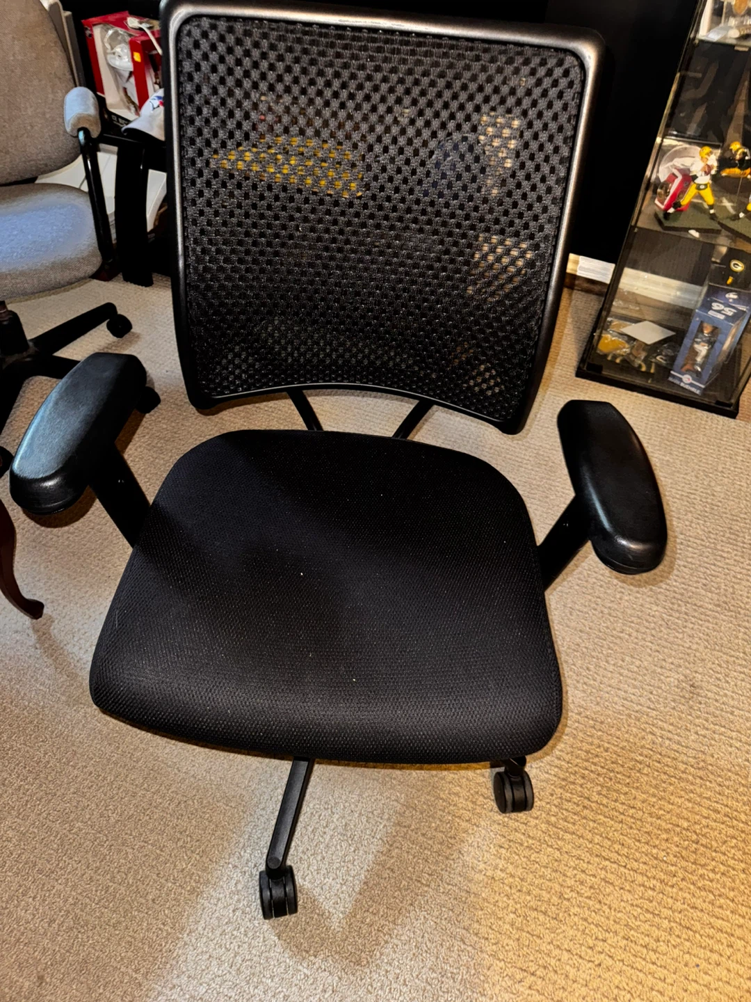 Black Mesh Back Office Chair
