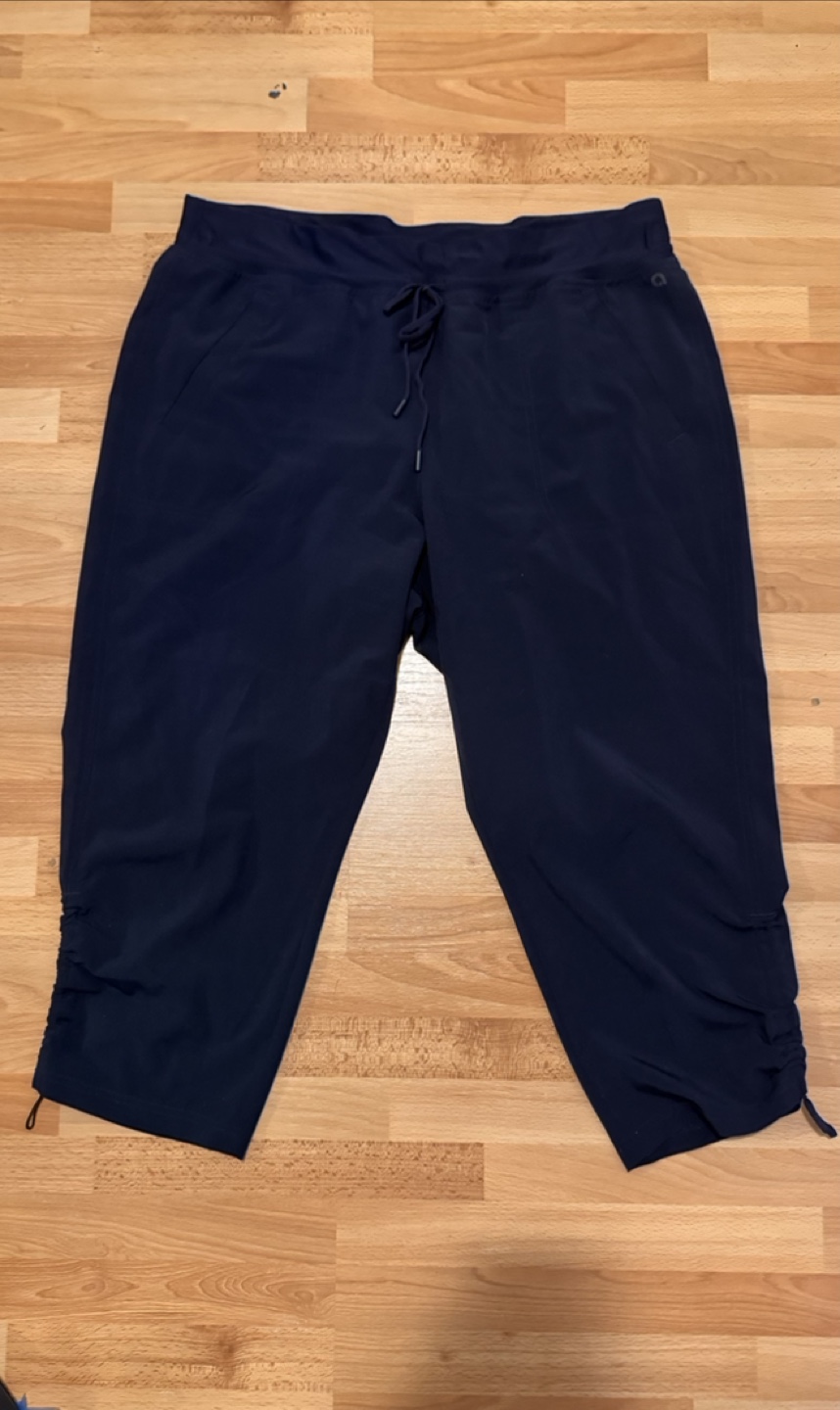 Navy Blue Active Capri Pants with Drawstring Waist