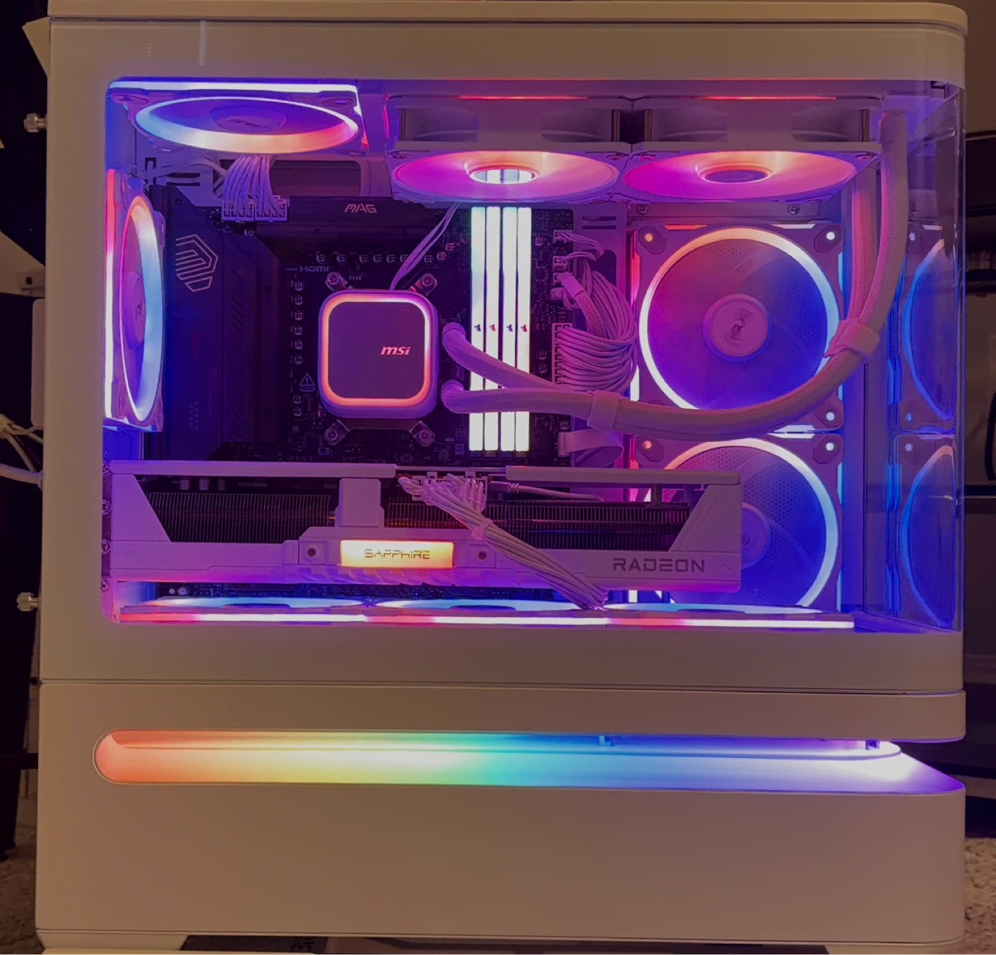 Custom AMD Gaming PC 9800X3D RX9070XT