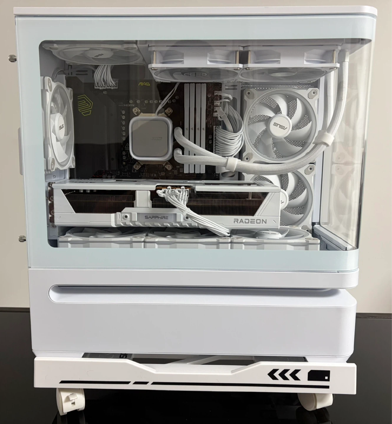 Custom AMD Gaming PC 9800X3D RX9070XT - photo 3