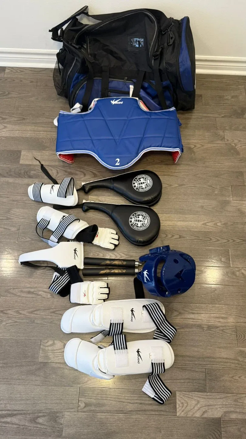 Complete Martial Arts/Taekwondo sparring gear bundle