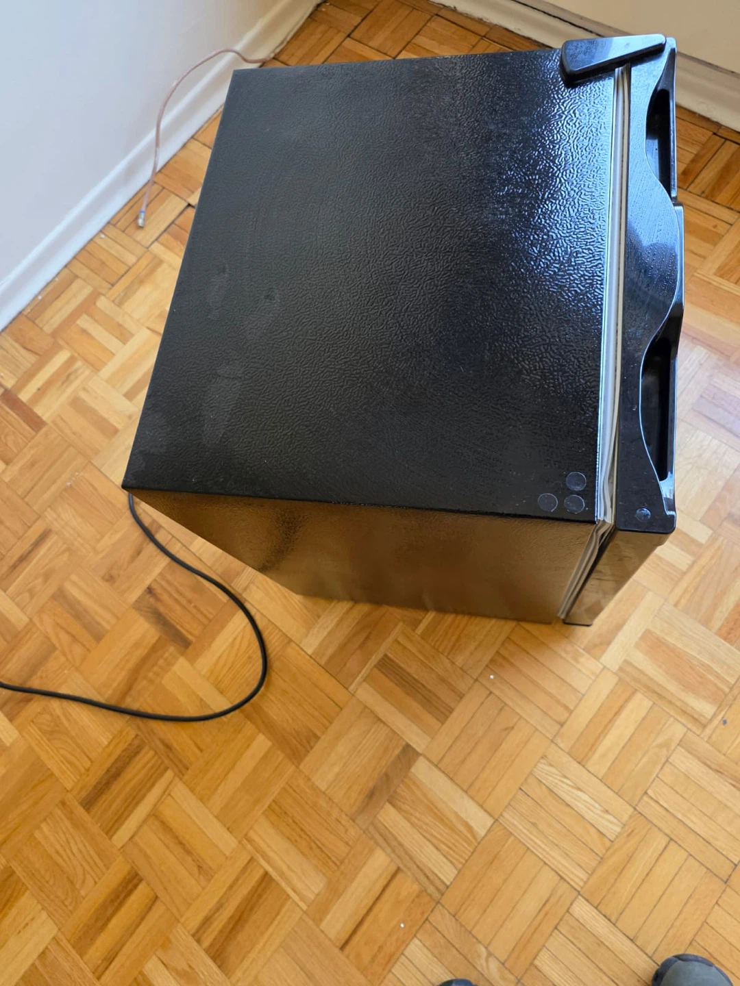 Frigidaire Black Mini Fridge - photo 3
