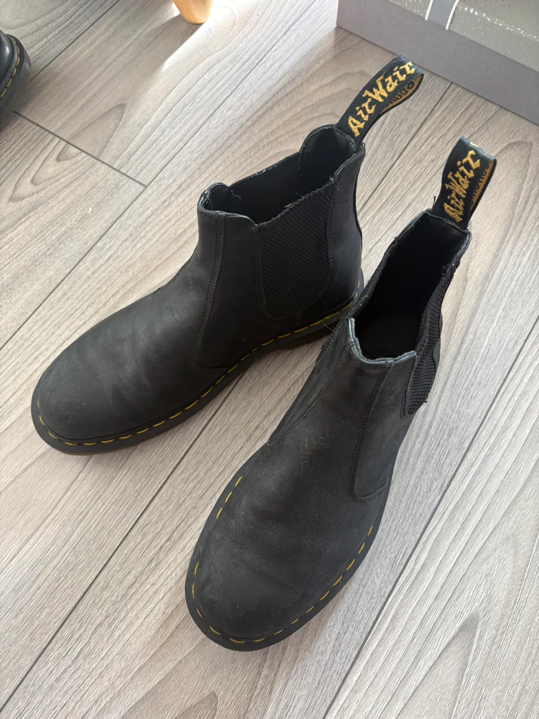 Dr. Martens Black Leather Chelsea Boots & 3-Eye Shoes - photo 2
