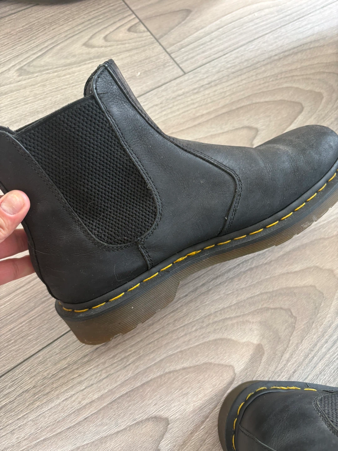 Dr. Martens Black Leather Chelsea Boots & 3-Eye Shoes - photo 4