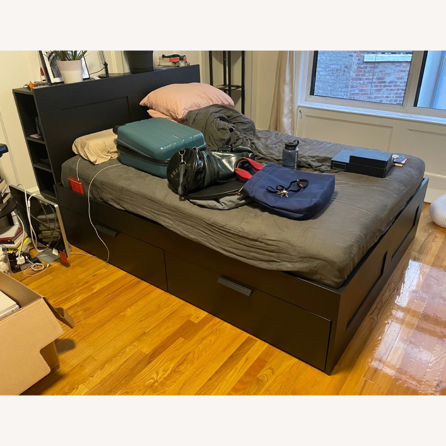 Excellent condition Queen bed frame +Free delivery
