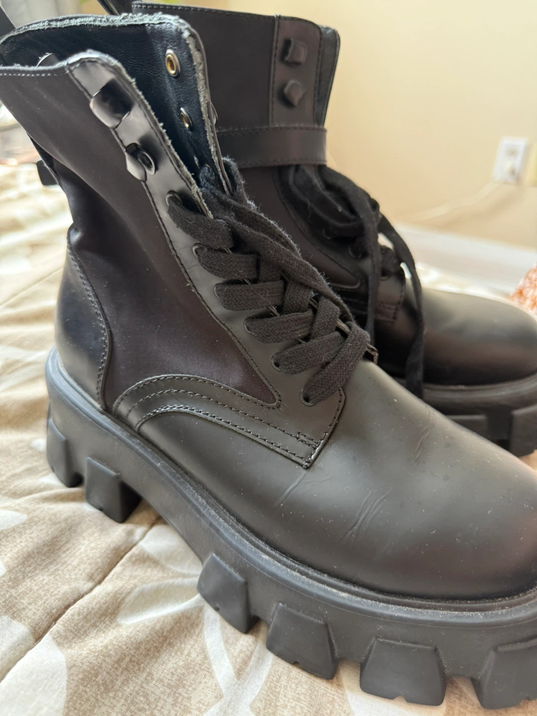 Monolith leather and Re-Nylon combat boots with pouch - photo 4