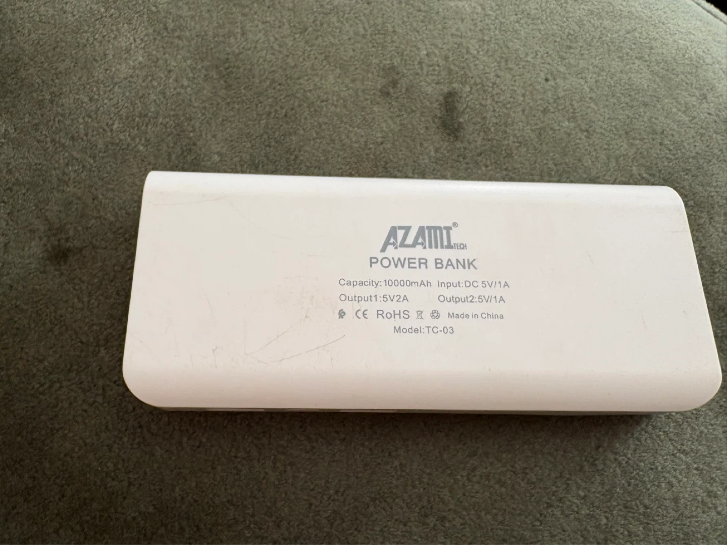 AZAMI TECH 10000mAh Power Bank - photo 3
