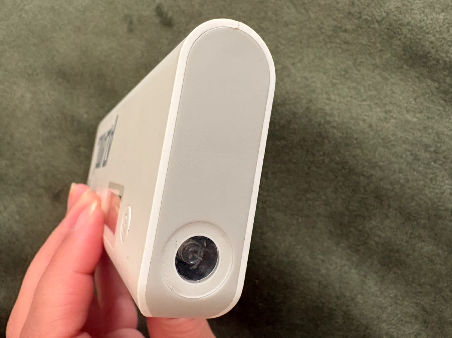 AZAMI TECH 10000mAh Power Bank - photo 4